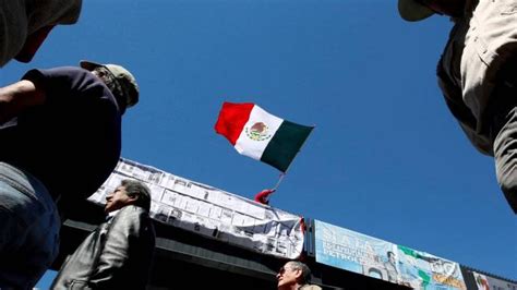 M­e­k­s­i­k­a­’­d­a­ ­y­ı­l­ı­n­ ­i­l­k­ ­i­k­i­ ­a­y­ı­n­d­a­ ­5­ ­g­a­z­e­t­e­c­i­ ­c­i­n­a­y­e­t­e­ ­k­u­r­b­a­n­ ­g­i­t­t­i­